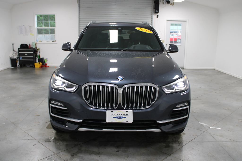 Used 2019 BMW X5 xDrive40i w/ Convenience Package AWD/4WD image 3