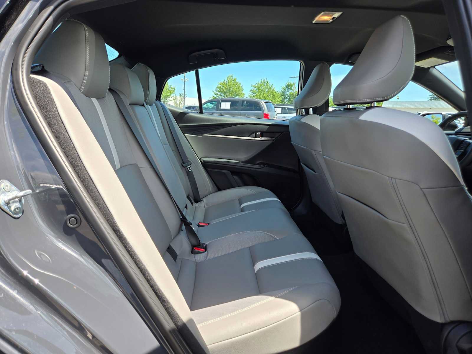 Certified 2025 Toyota Camry SE AWD/4WD image 13