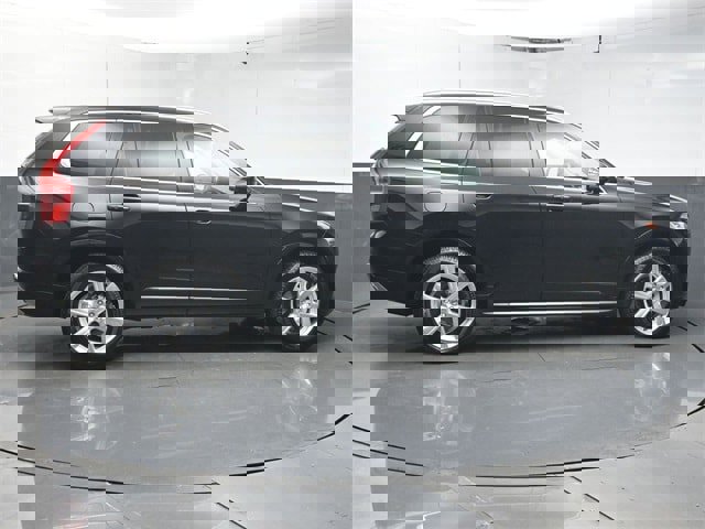 Used 2021 Volvo XC90 T5 Momentum w/ Climate Package image 8