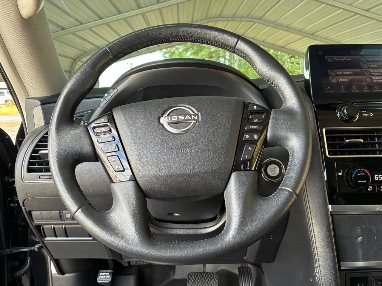 Used 2023 Nissan Armada SV AWD/4WD image 14