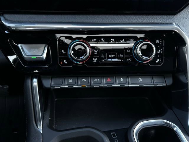 New 2026 GMC Sierra 2500 Denali w/ Denali Reserve Package image 24