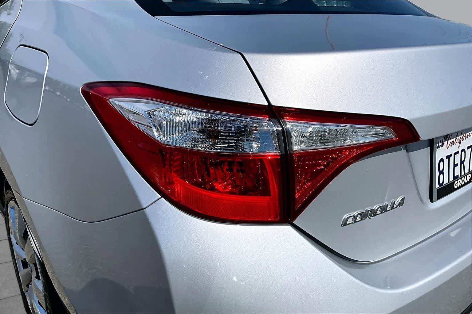 Used 2016 Toyota Corolla LE FWD image 27