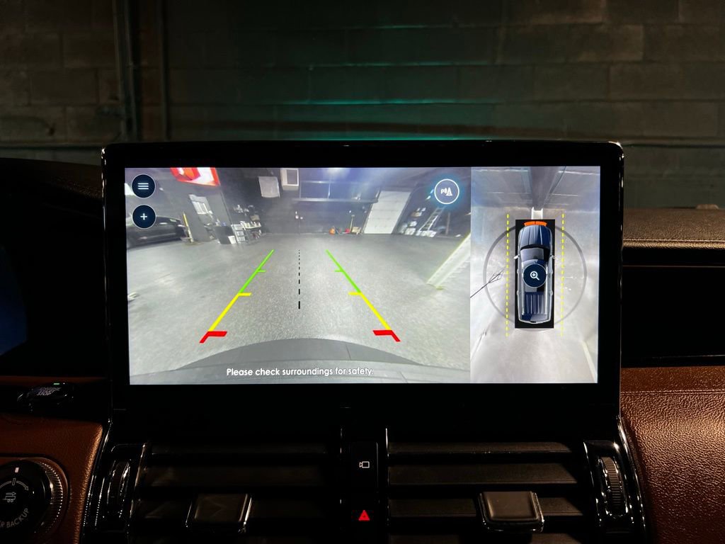 Used 2023 Lincoln Navigator Reserve image 10