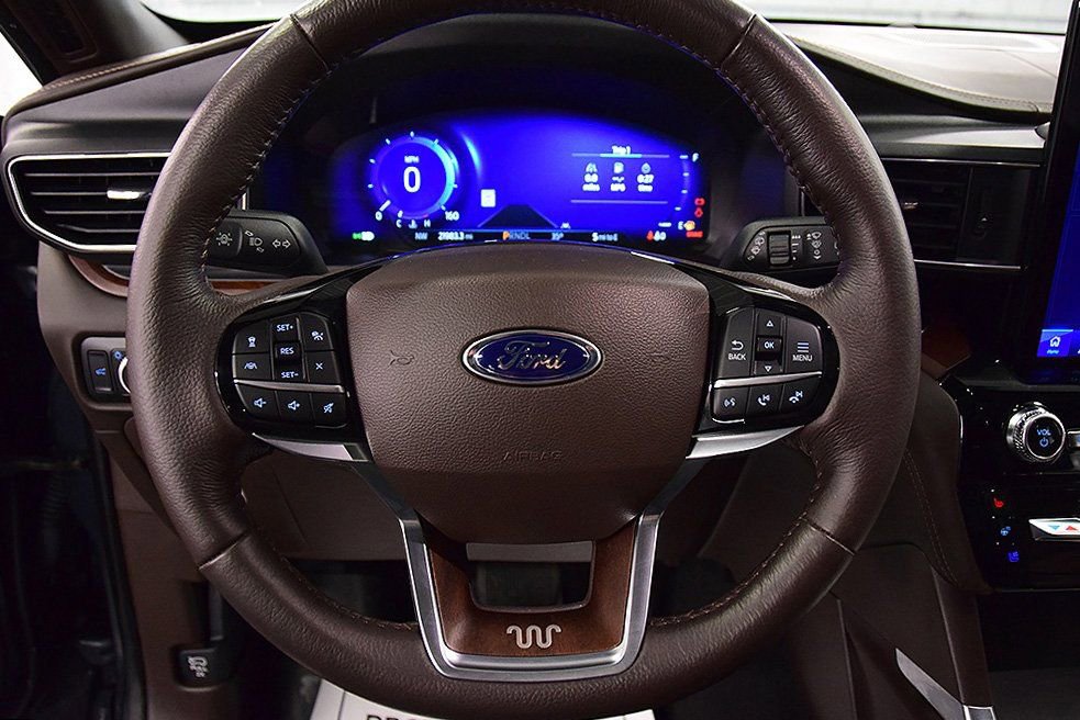Used 2023 Ford Explorer King Ranch w/ Technology Package image 20