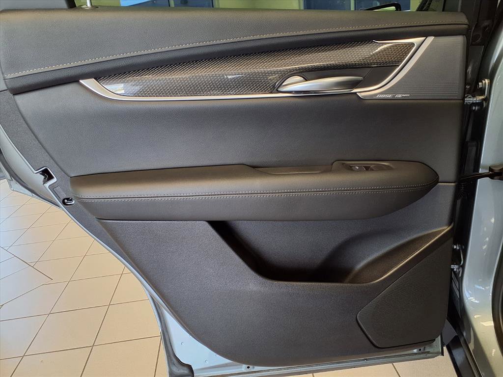Certified 2024 Cadillac XT5 Sportv w/ Technology Package image 18