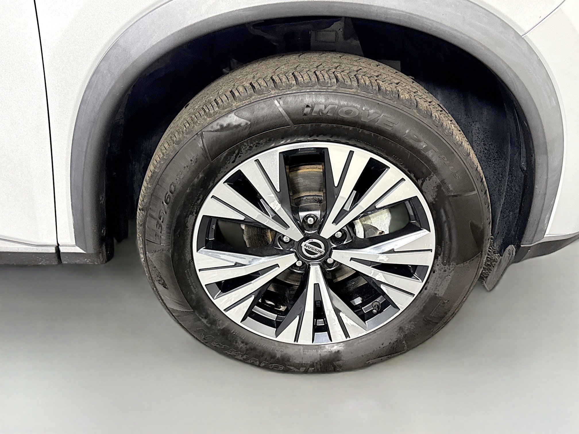 Used 2021 Nissan Rogue SV FWD image 32