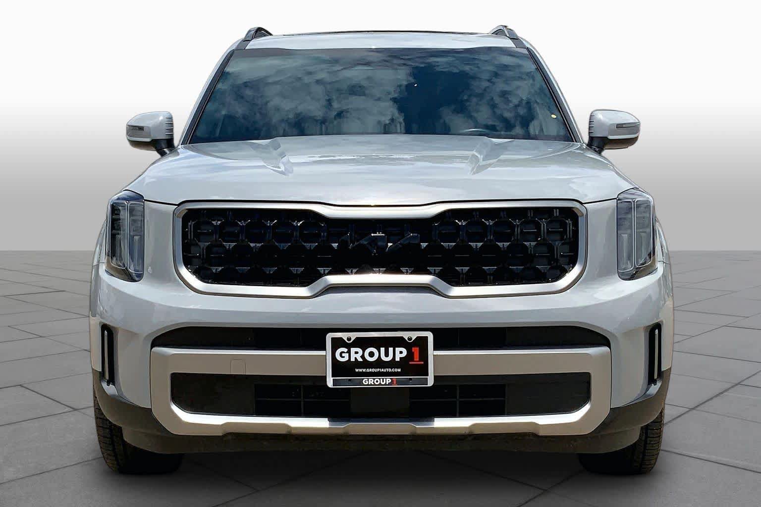Used 2023 Kia Telluride EX X-Line AWD/4WD image 3