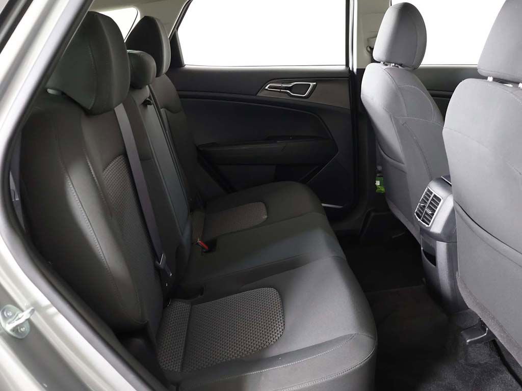 Used 2023 Kia Sportage LX AWD/4WD image 32