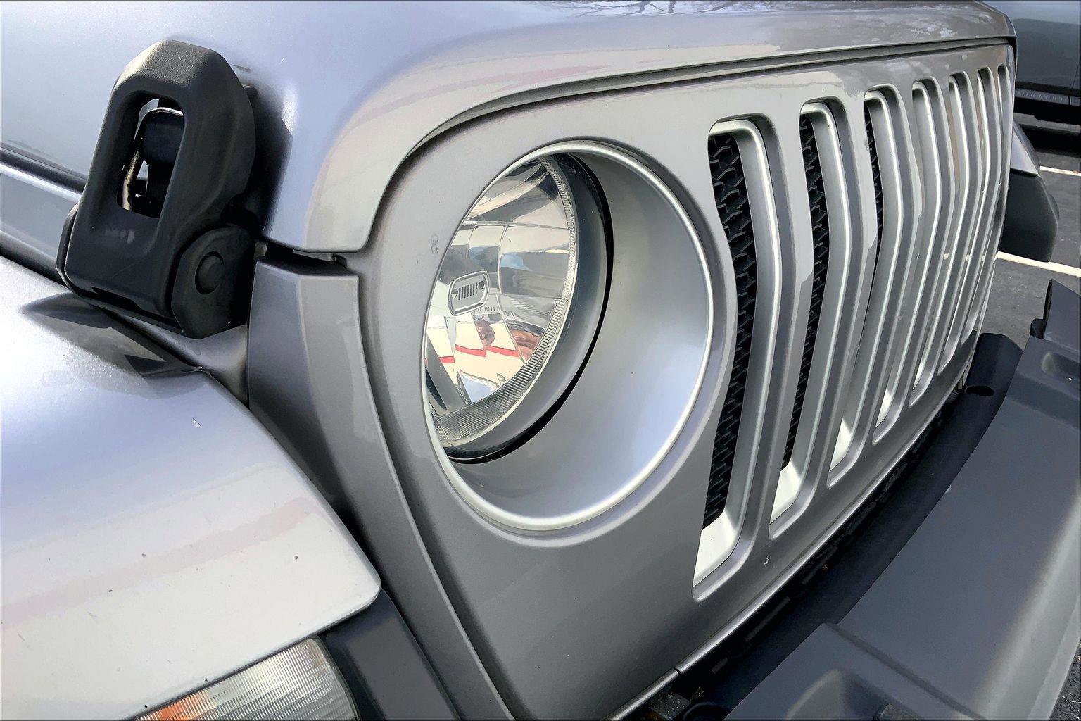 Used 2019 Jeep Wrangler Unlimited Sahara image 23
