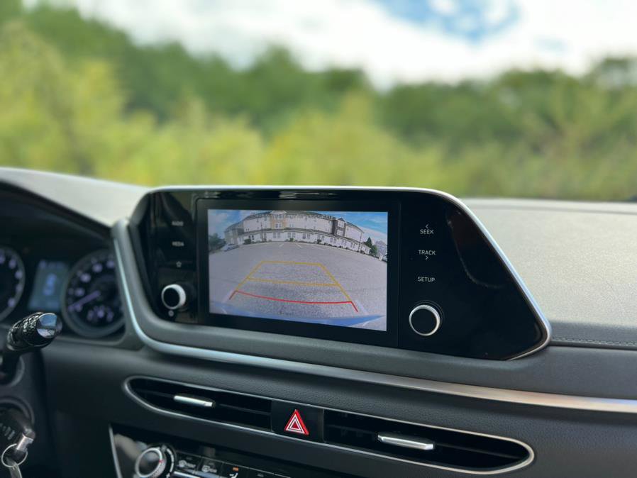 Used 2023 Hyundai Sonata SE w/ Preferred Accessory Package image 27