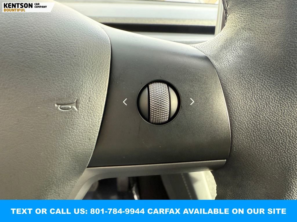 Used 2023 Tesla Model Y Long Range image 18