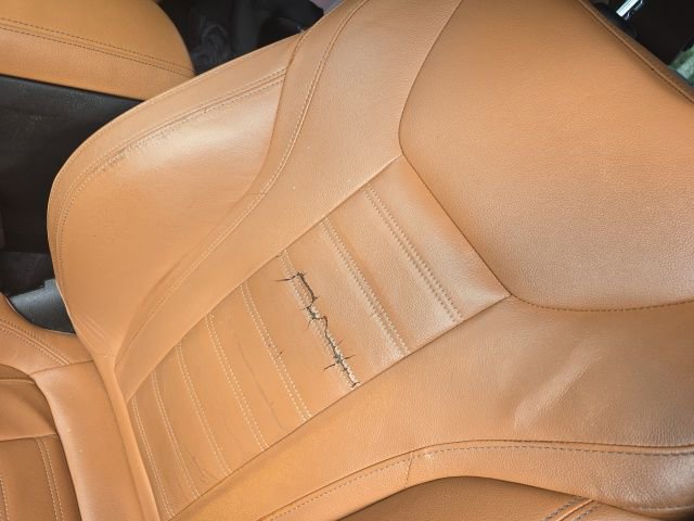 Used 2020 BMW 330i Sedan w/ Premium Package image 8