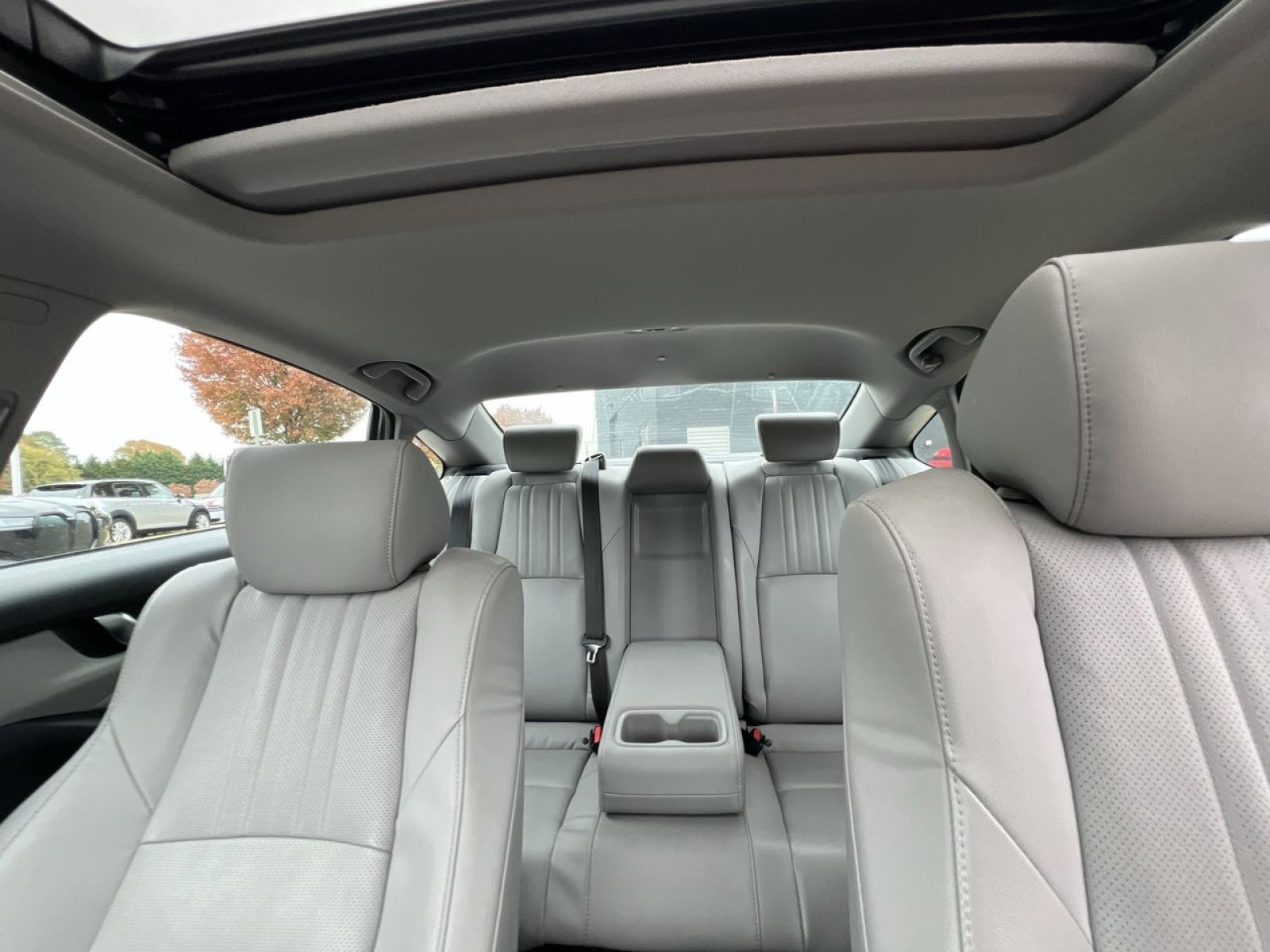 Used 2018 Honda Accord EX-L image 5