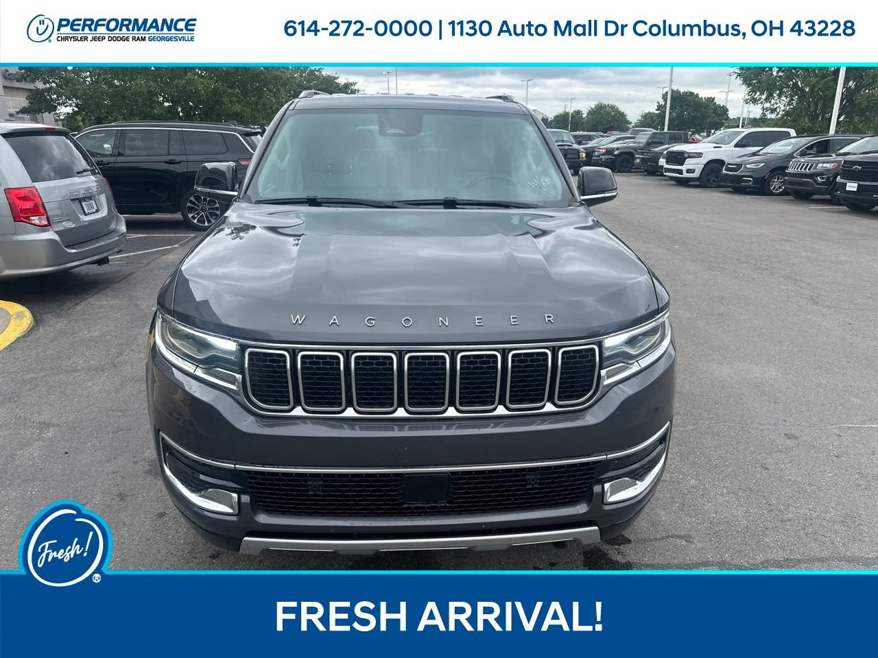 Used 2024 Jeep Wagoneer L Series II w/ Flexible Seating Group AWD/4WD image 9