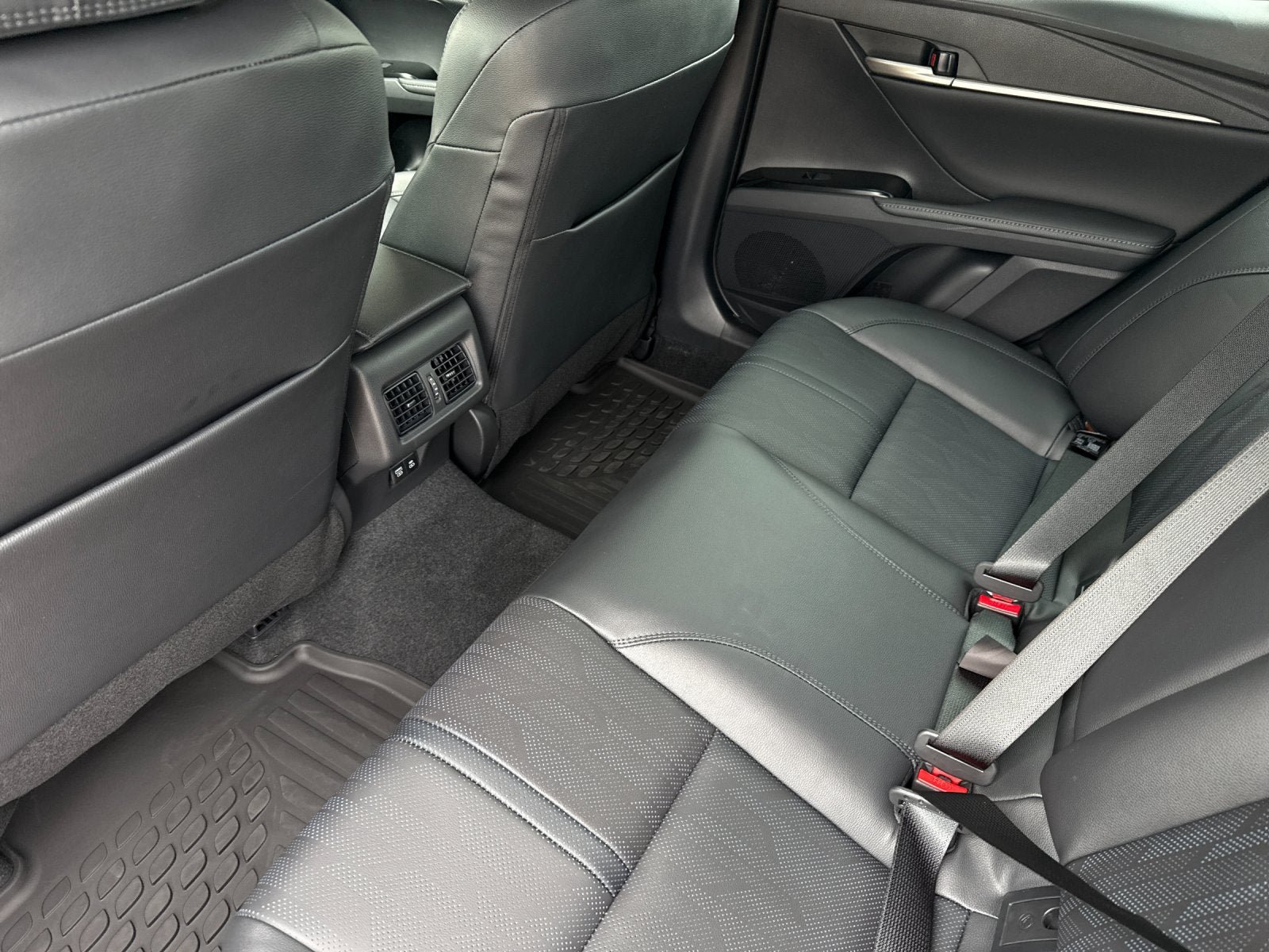 New 2026 Toyota Camry XSE FWD image 11