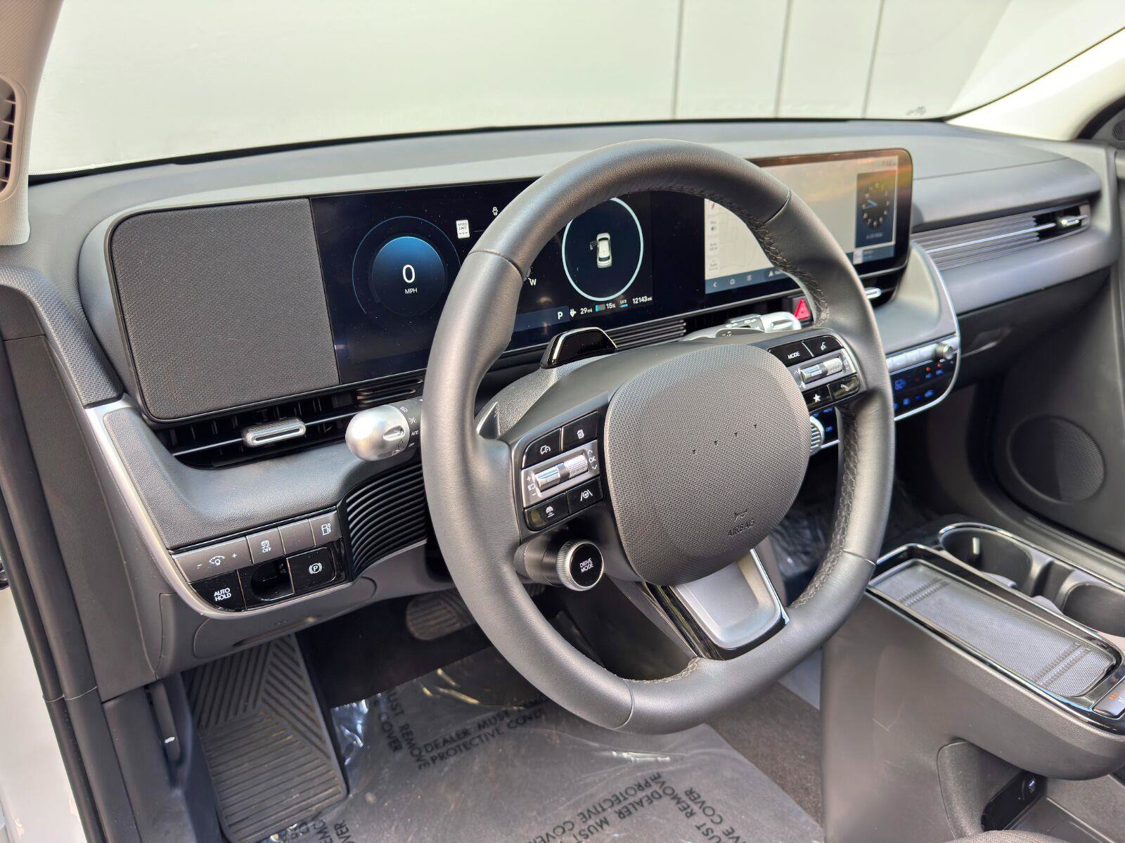 Used 2025 Hyundai Ioniq 5 SE RWD image 13