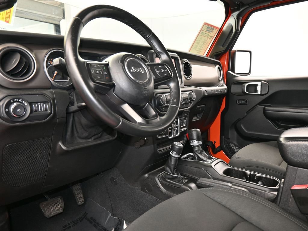 Used 2018 Jeep Wrangler Unlimited Sport S image 12