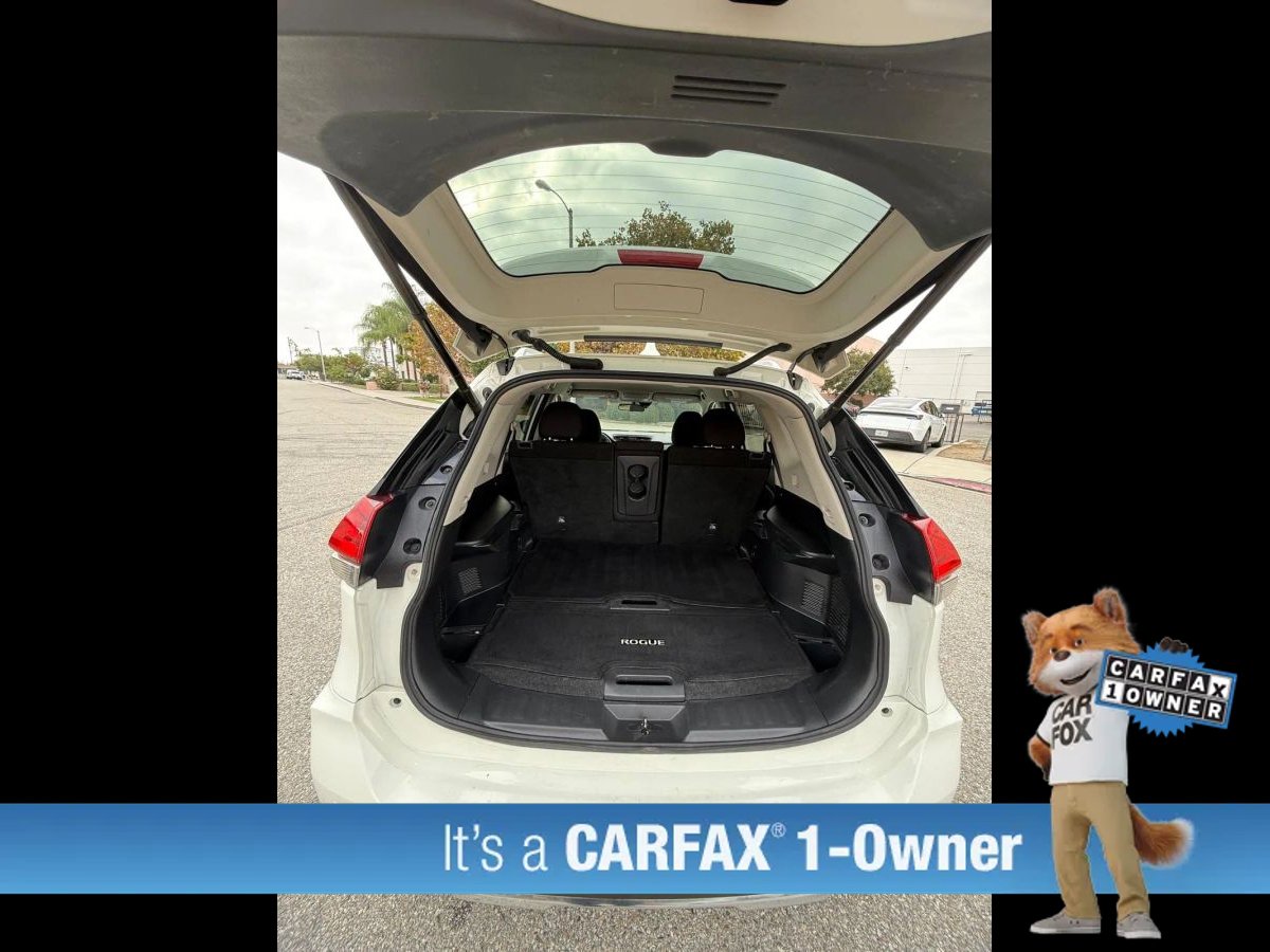 Used 2020 Nissan Rogue SV AWD/4WD image 31