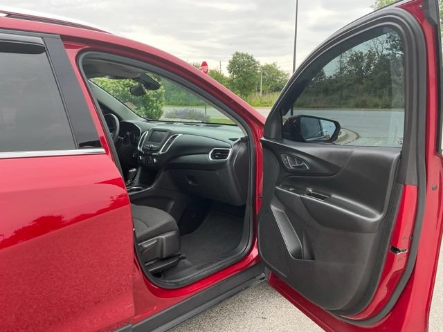 Used 2020 Chevrolet Equinox LT FWD image 17