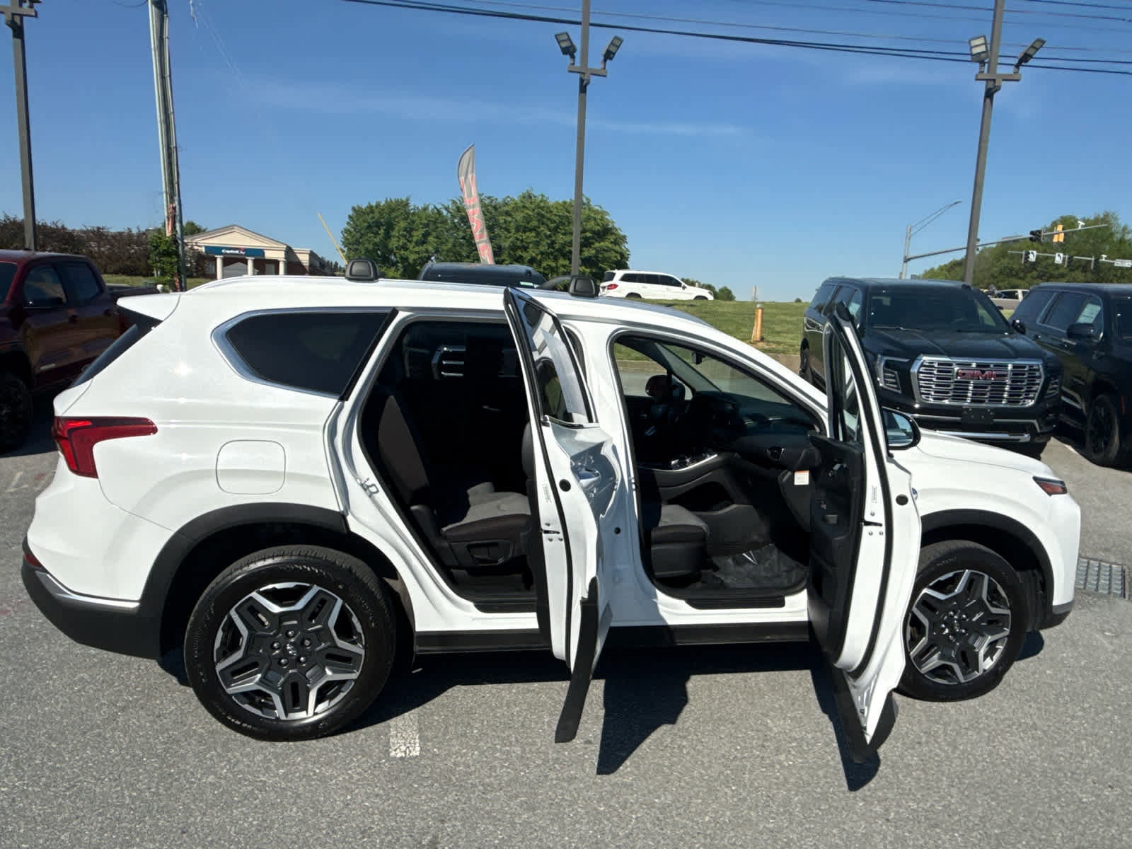 Used 2022 Hyundai Santa Fe SEL Convenience w/ Cargo Package AWD/4WD image 30