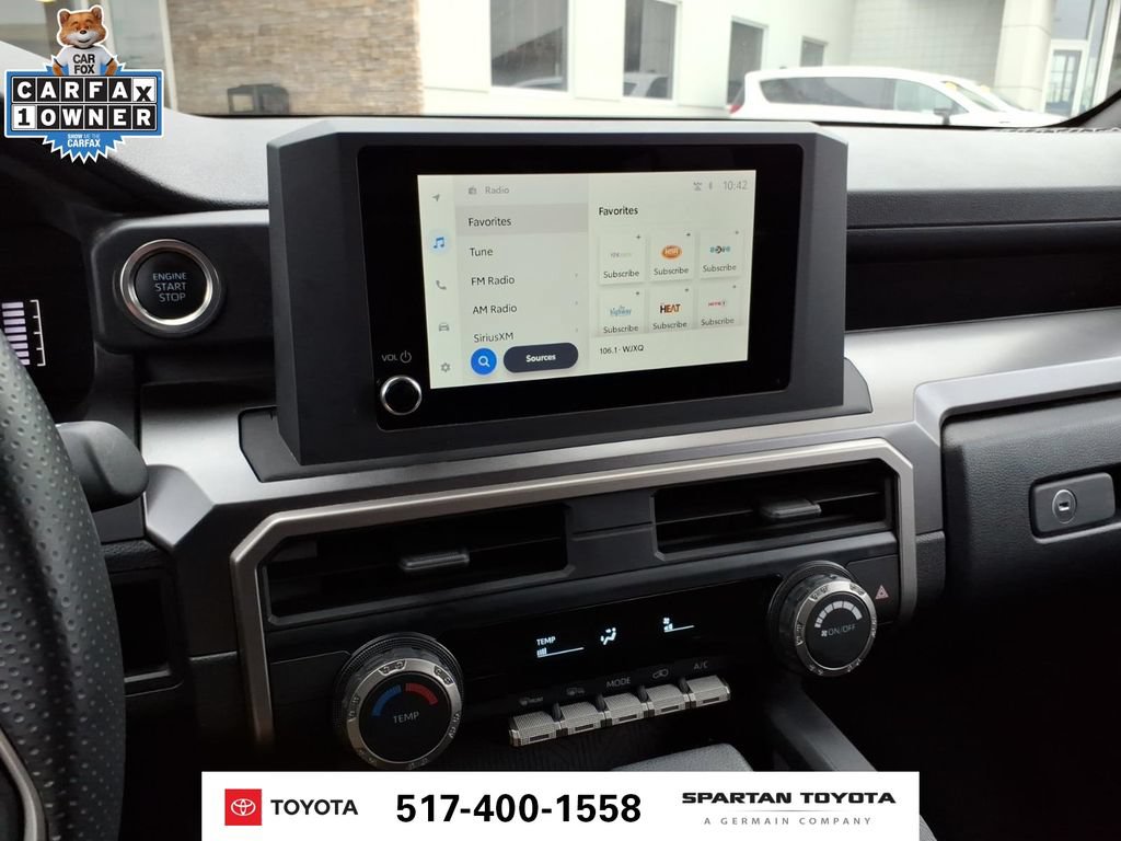 Used 2025 Toyota 4Runner SR5 AWD/4WD image 21