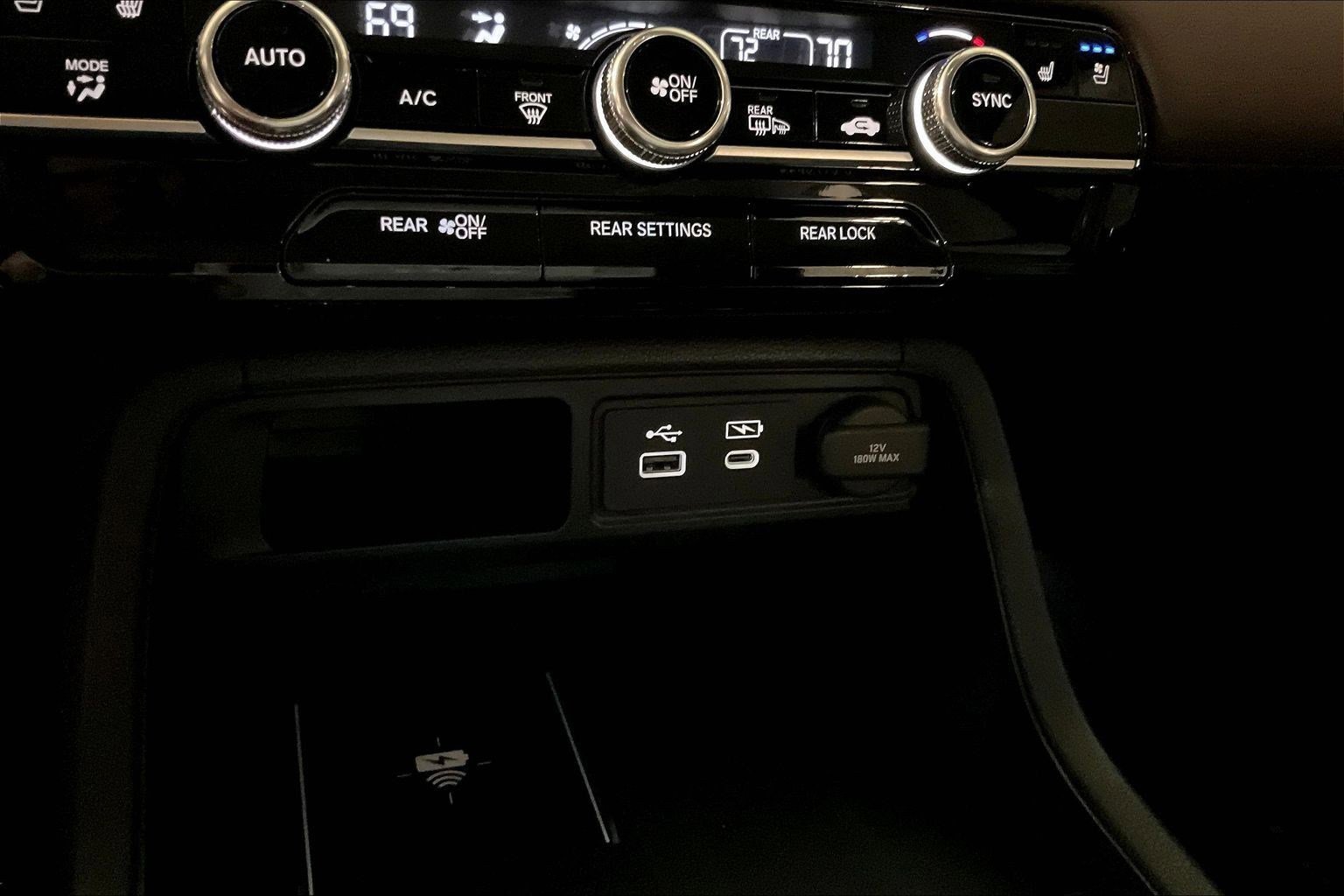 Used 2023 Honda Pilot Elite image 16