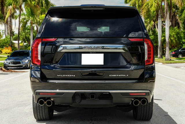 Used 2023 GMC Yukon Denali Ultimate AWD/4WD image 7