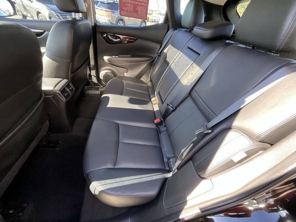 Certified 2022 Nissan Rogue Sport SL w/ Premium Package image 27