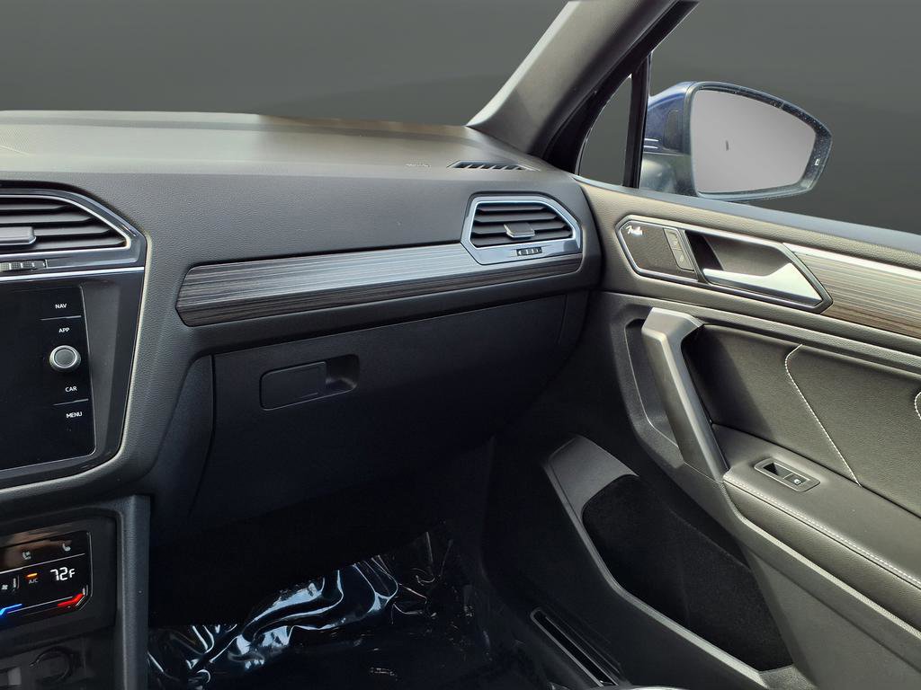 Used 2024 Volkswagen Tiguan SEL R-Line image 20