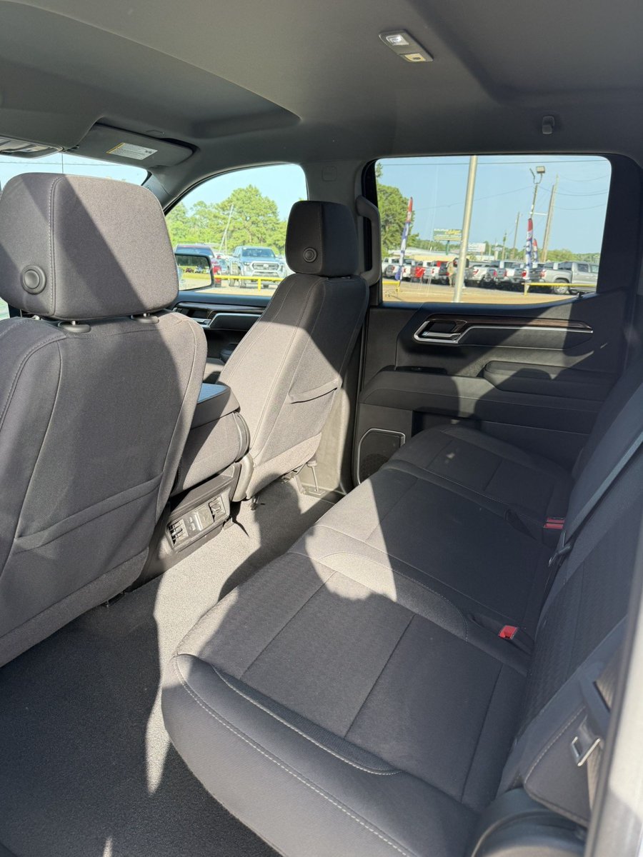 Used 2026 Chevrolet Silverado 1500 RST AWD/4WD image 9