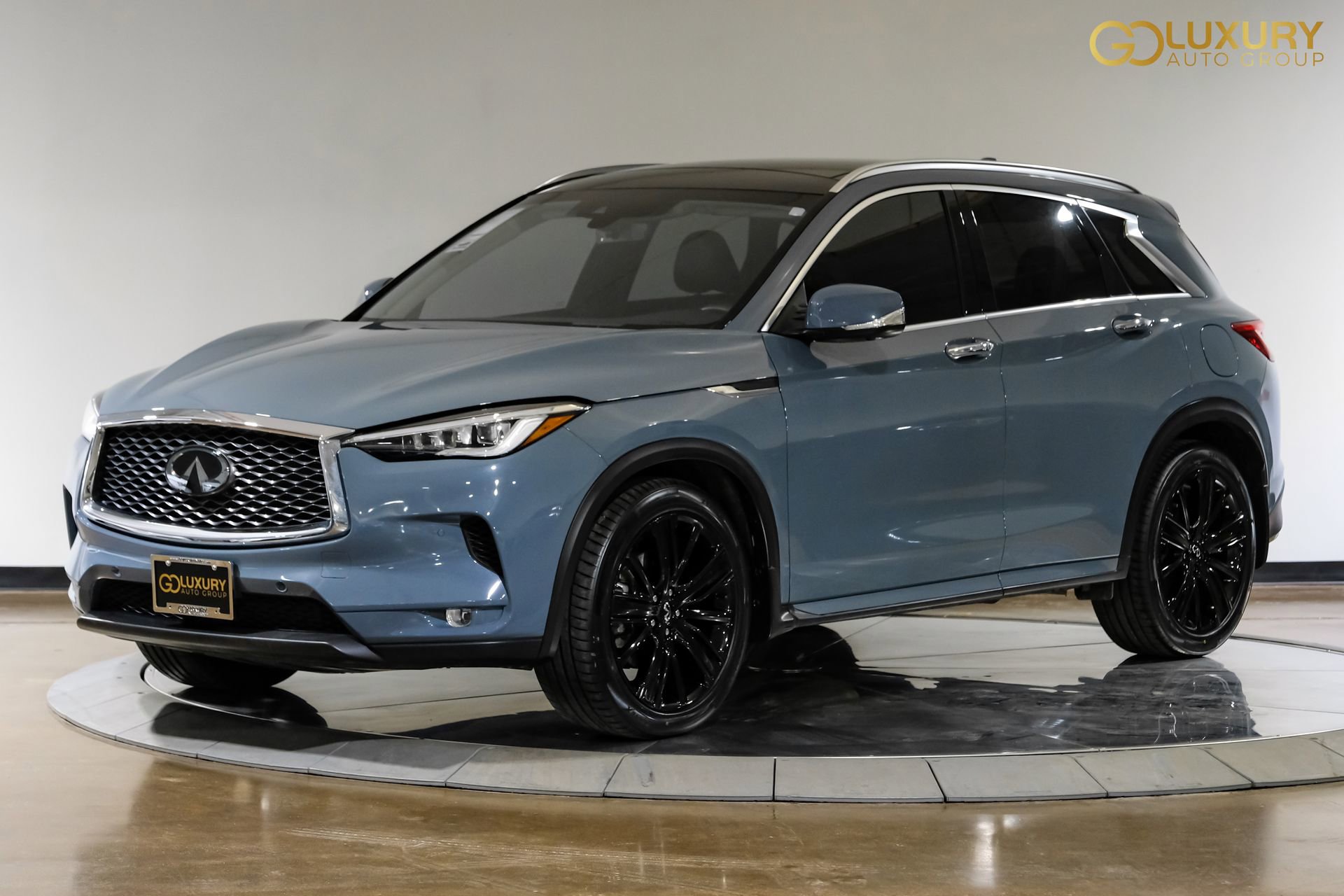 Used 2023 INFINITI QX50 Sensory image 8