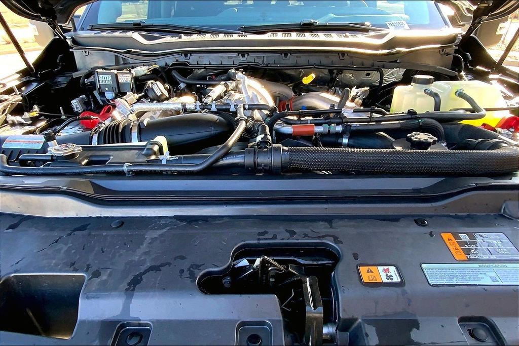 New 2026 Ford F250 Lariat w/ Black Appearance Package AWD/4WD image 11