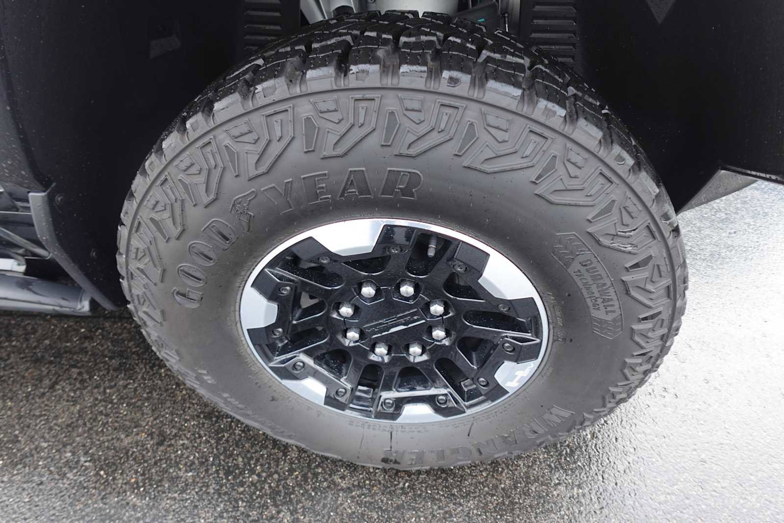 Used 2022 GMC Hummer EV Edition 1 w/ LPO, Illumination Package image 38