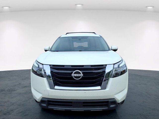 Used 2022 Nissan Pathfinder SV AWD/4WD image 6