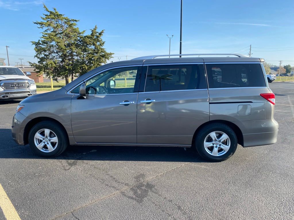 Used 2016 Nissan Quest SV image 4