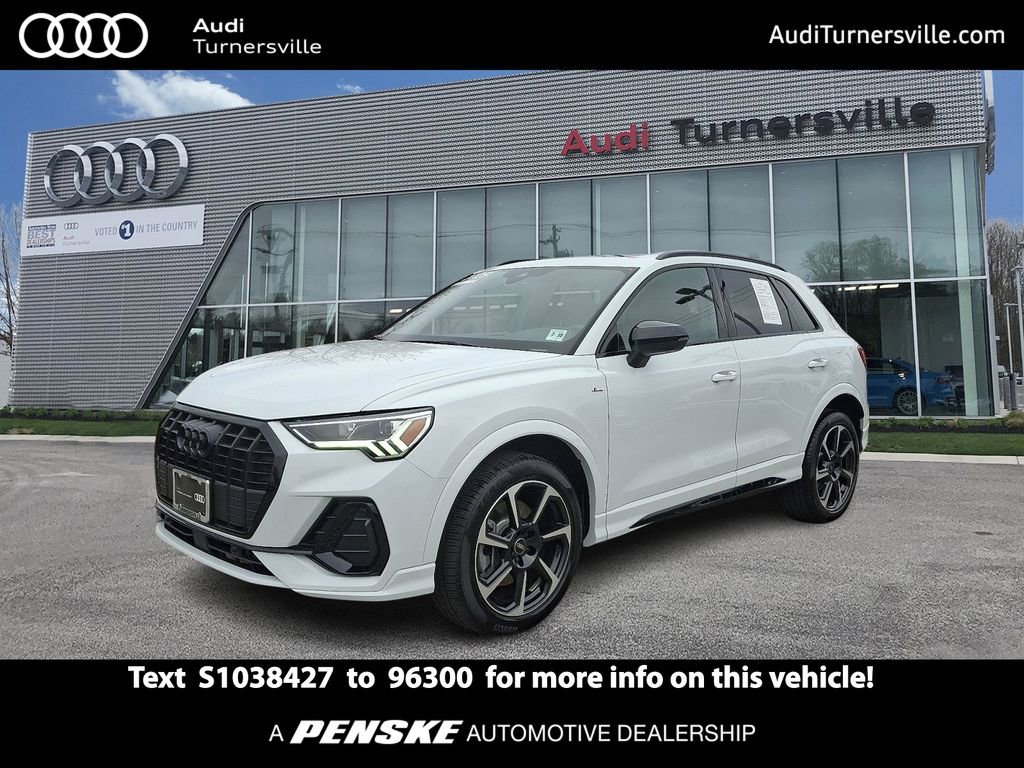 Certified 2025 Audi Q3 2.0T Premium Plus w/ Premium Plus Package image 1