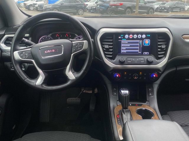 Used 2017 GMC Acadia SLE image 8