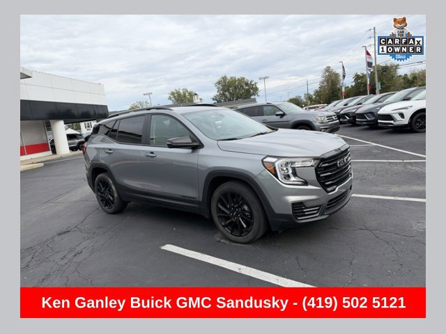 Used 2023 GMC Terrain SLE w/ Driver Convenience Package