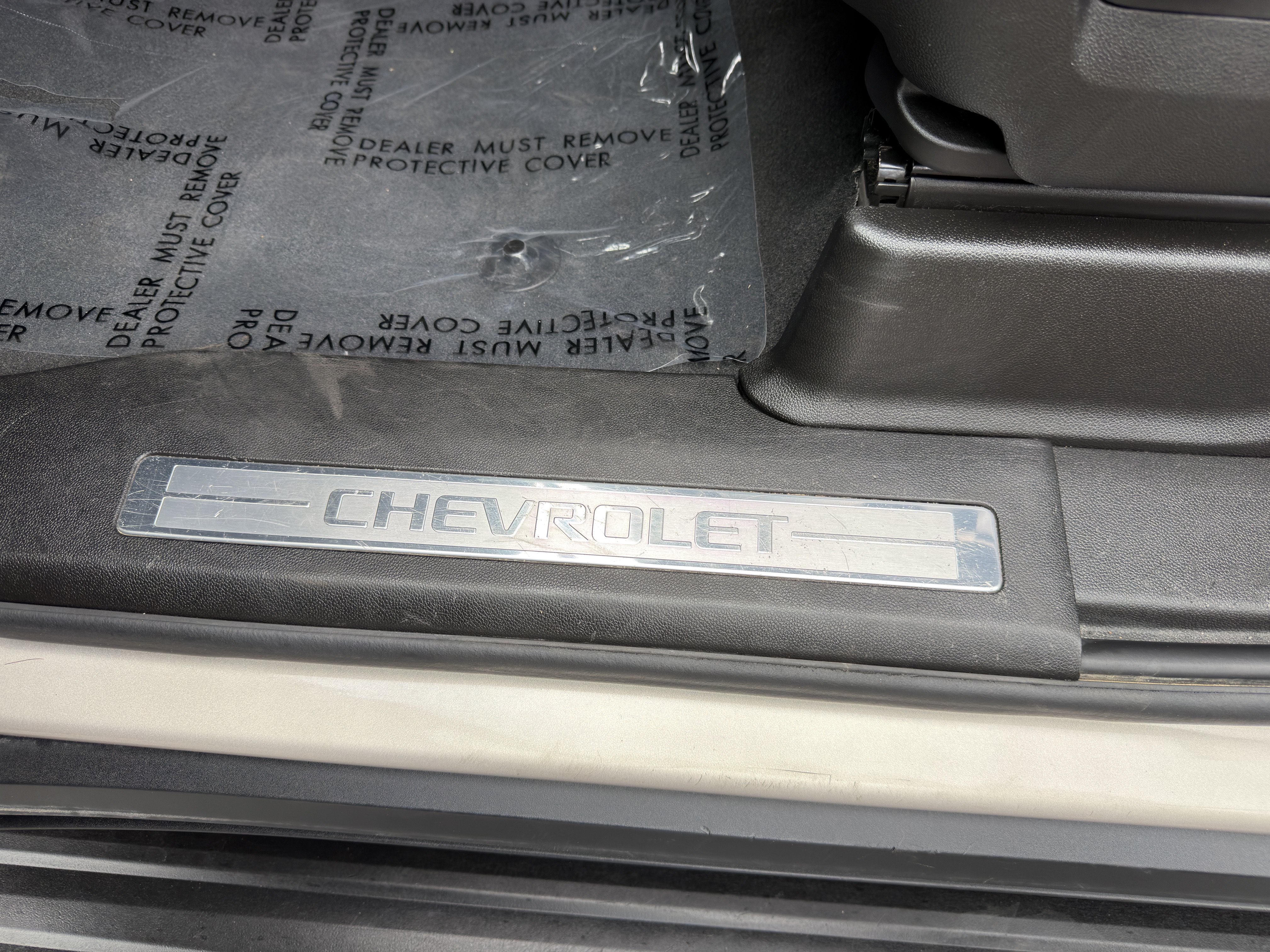 Used 2024 Chevrolet Suburban Premier AWD/4WD image 30