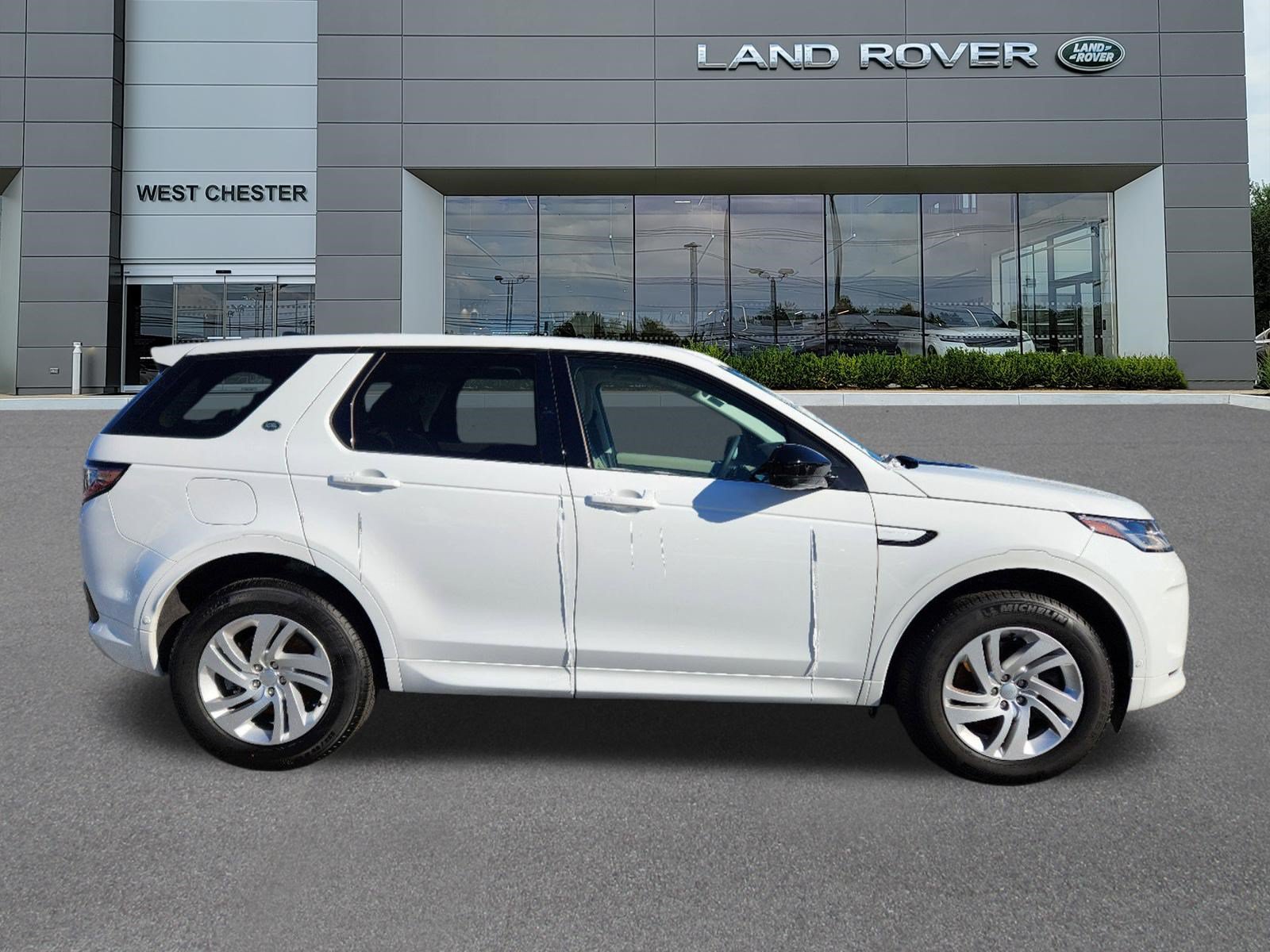 Certified 2024 Land Rover Discovery Sport S AWD/4WD image 6