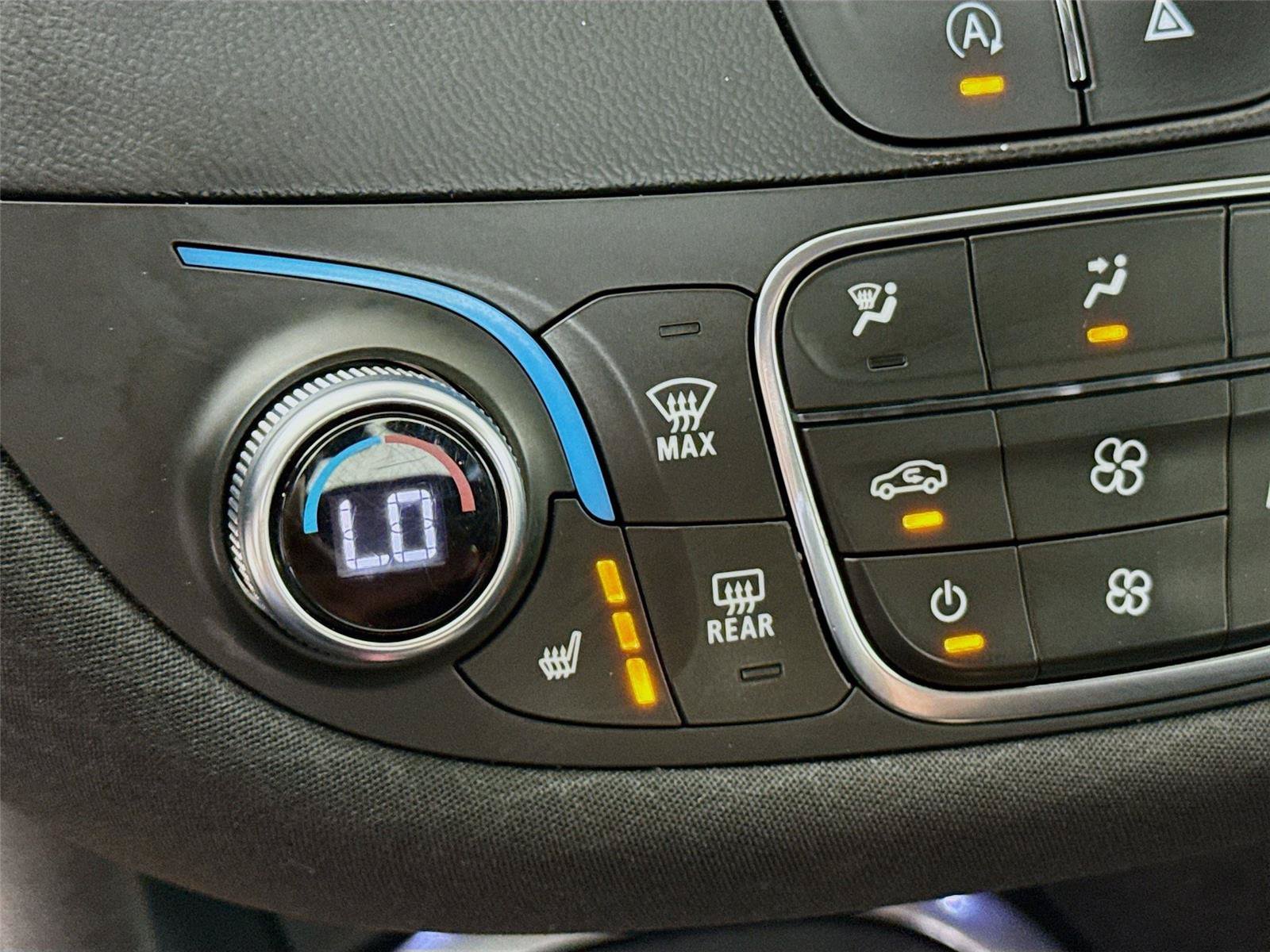 Used 2023 Chevrolet Malibu LT FWD image 16