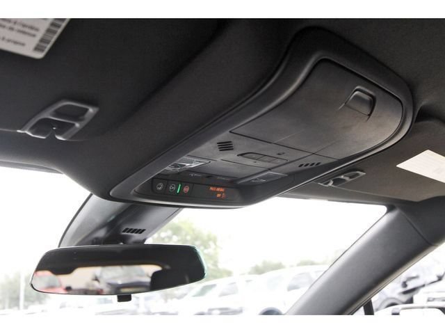 Used 2025 Cadillac XT5 Luxury FWD image 22