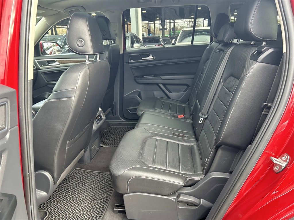 Used 2019 Volkswagen Atlas SEL Premium image 12
