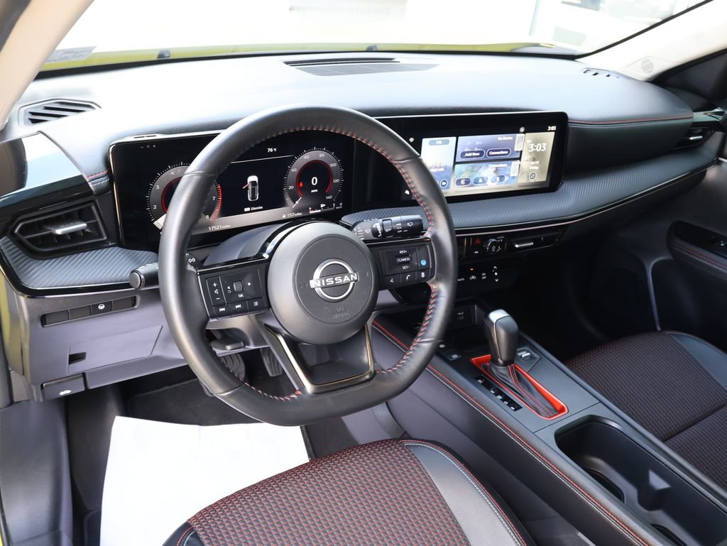 Used 2025 Nissan Kicks SR image 22