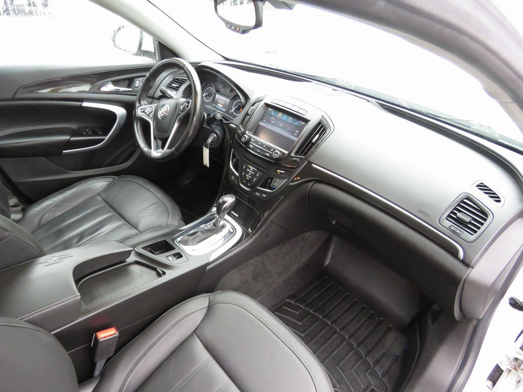 Used 2015 Buick Regal image 14