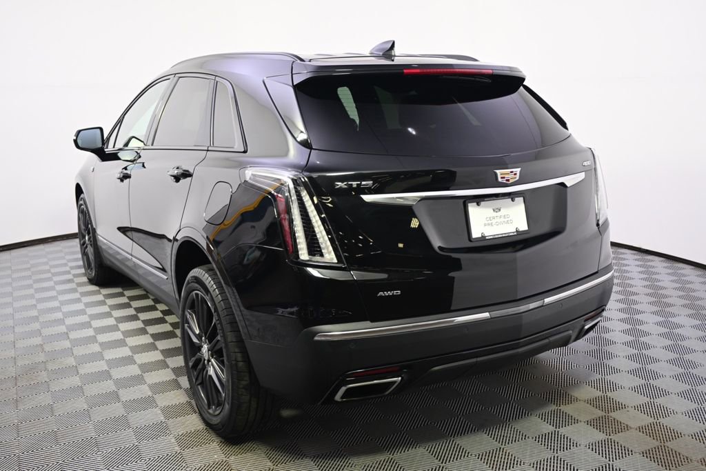 Certified 2023 Cadillac XT5 Sportv w/ Technology Package AWD/4WD image 4