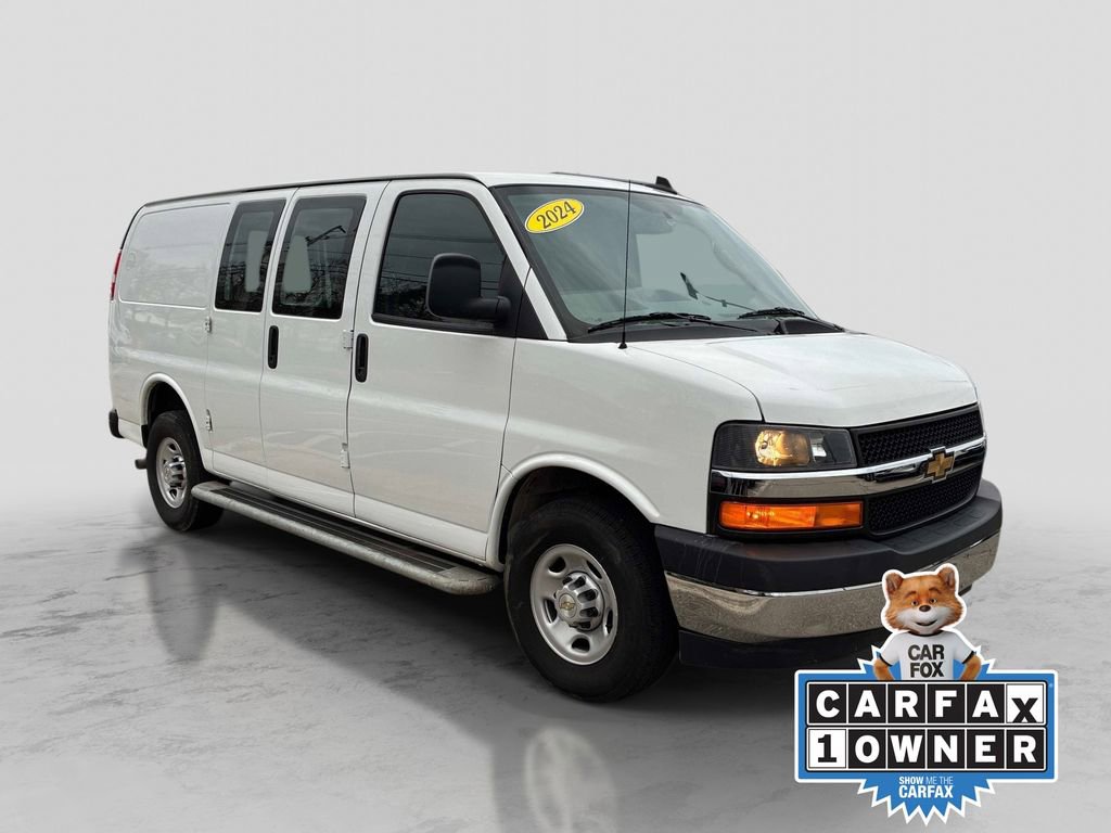 Used 2024 Chevrolet Express 2500 w/ Driver Convenience Package image 3