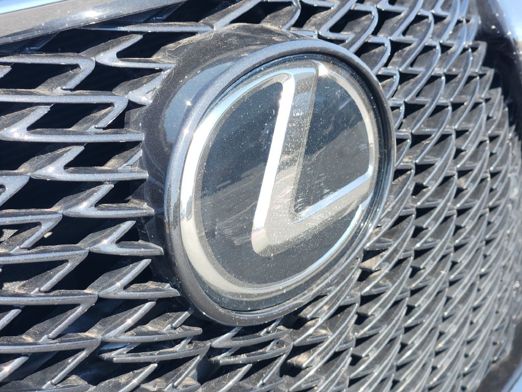 Used 2022 Lexus ES 350 F Sport w/ Accessory Package 2 FWD image 11