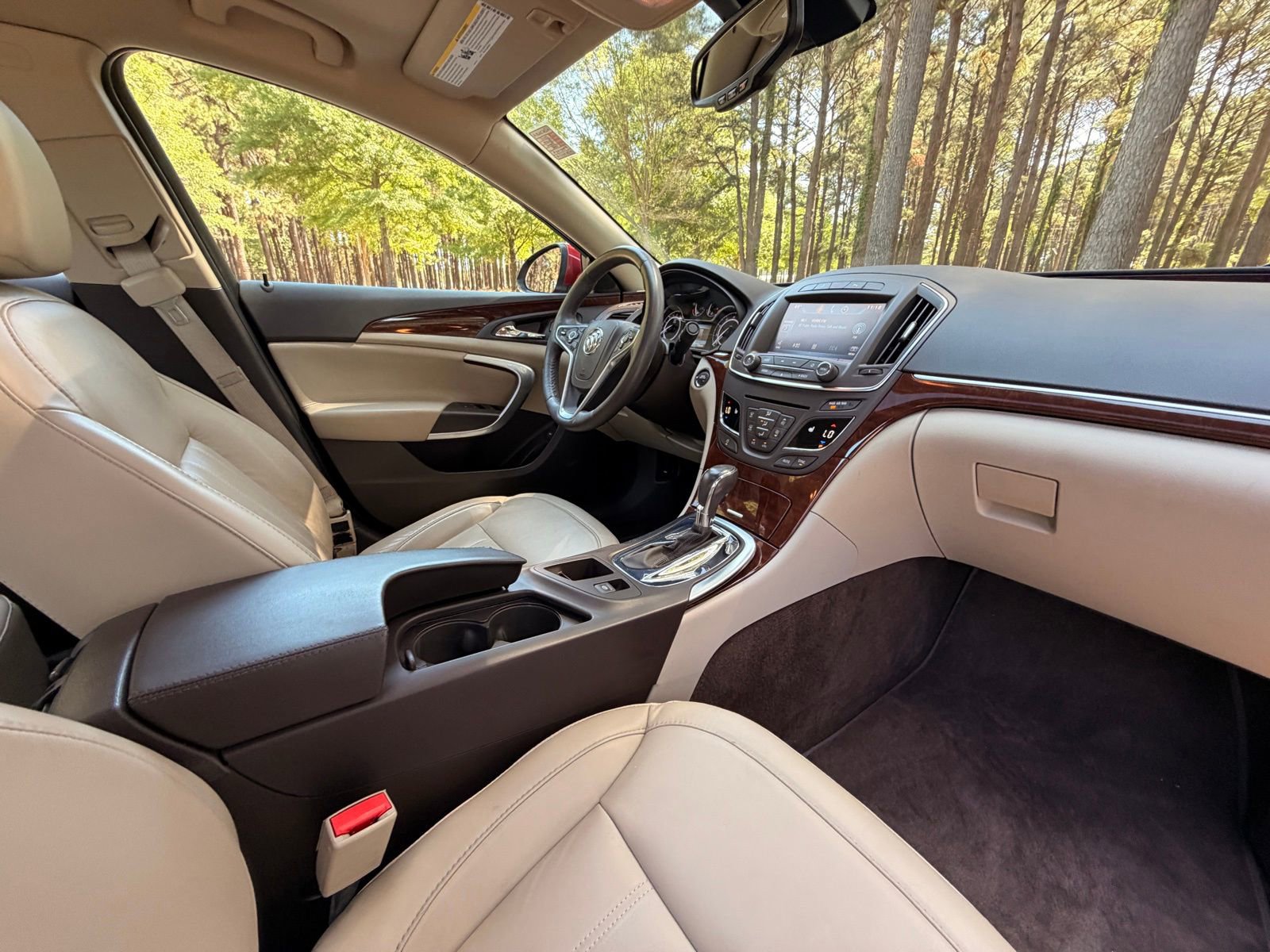 Used 2015 Buick Regal Premium w/ Experience Buick Package image 18