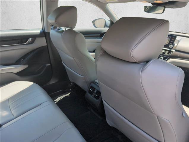Used 2018 Honda Accord Touring image 22